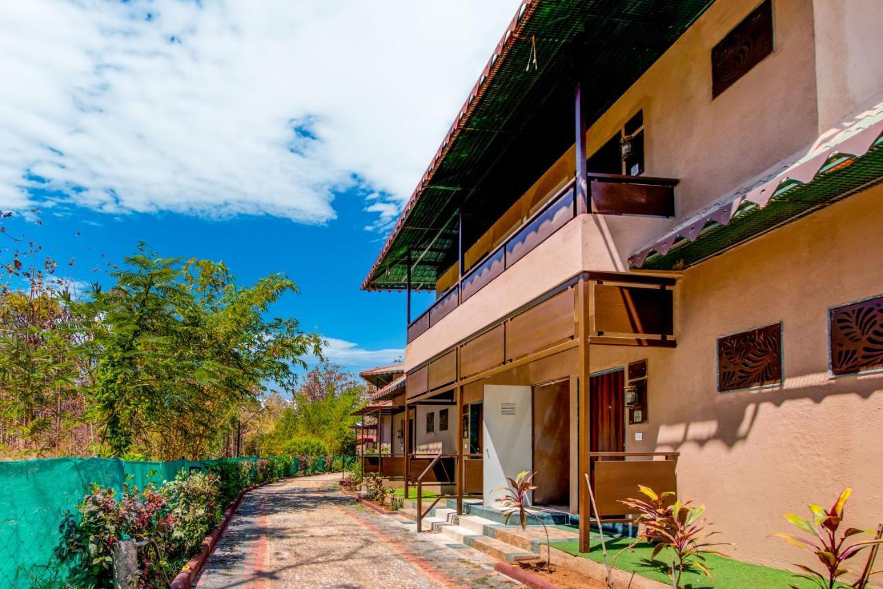 Club Mahindra Netrang Otel Dış mekan fotoğraf