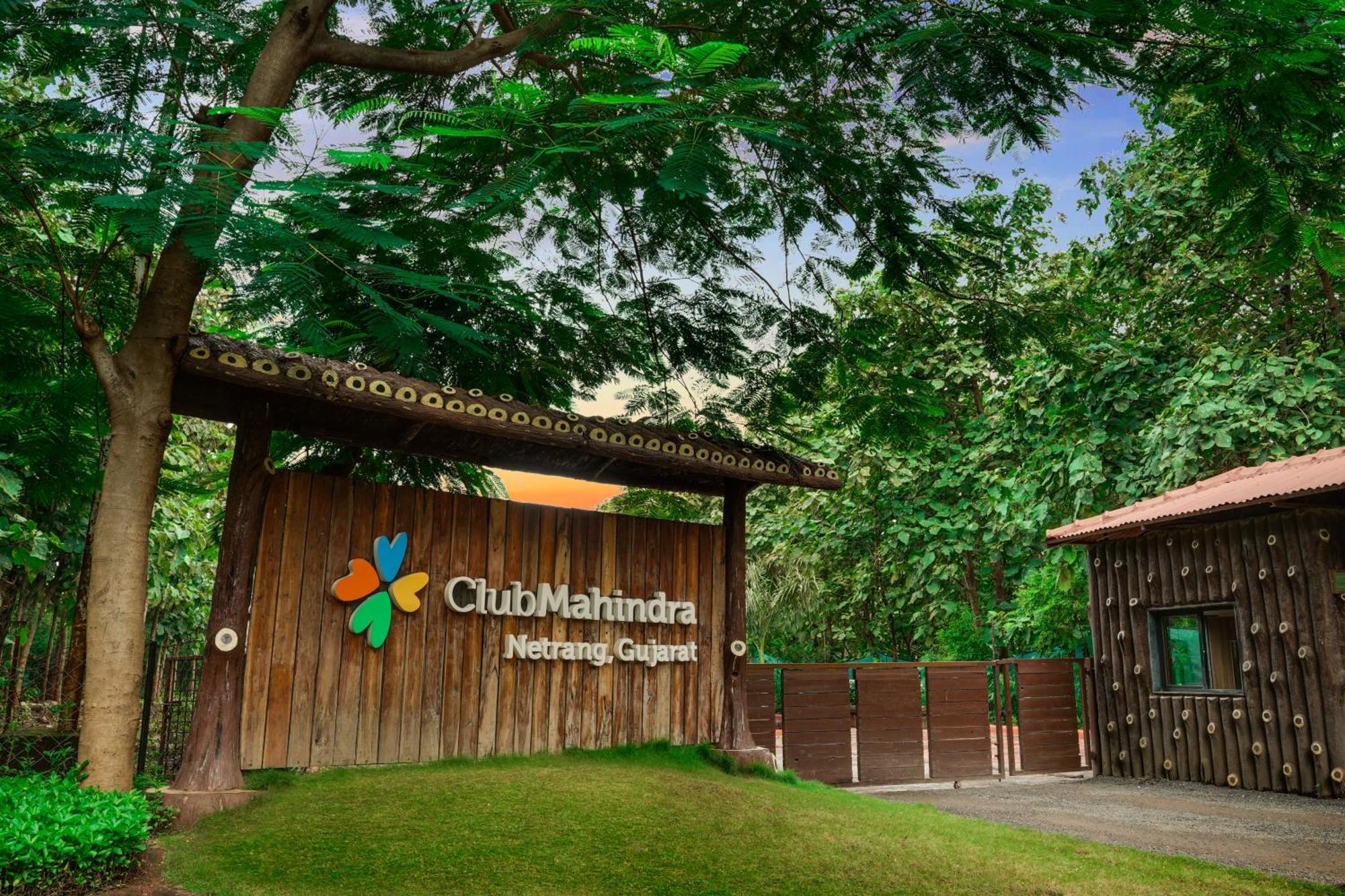 Club Mahindra Netrang Otel Dış mekan fotoğraf